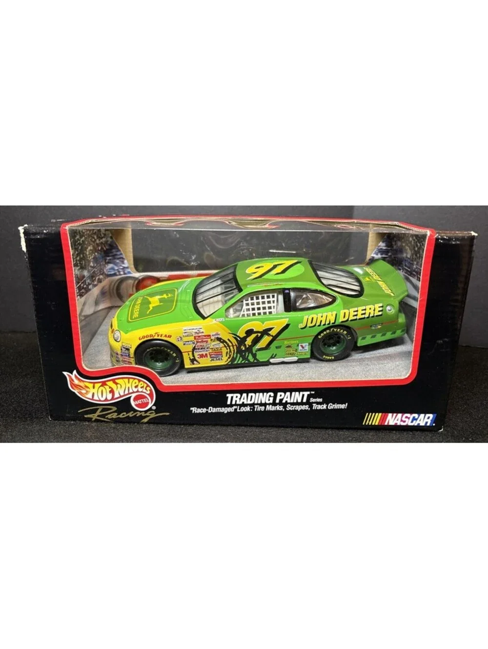 NEW NOS VTG NOB 1999 Hot Wheels John Deere #97 NASCAR 1:24 DieCast Car Mint